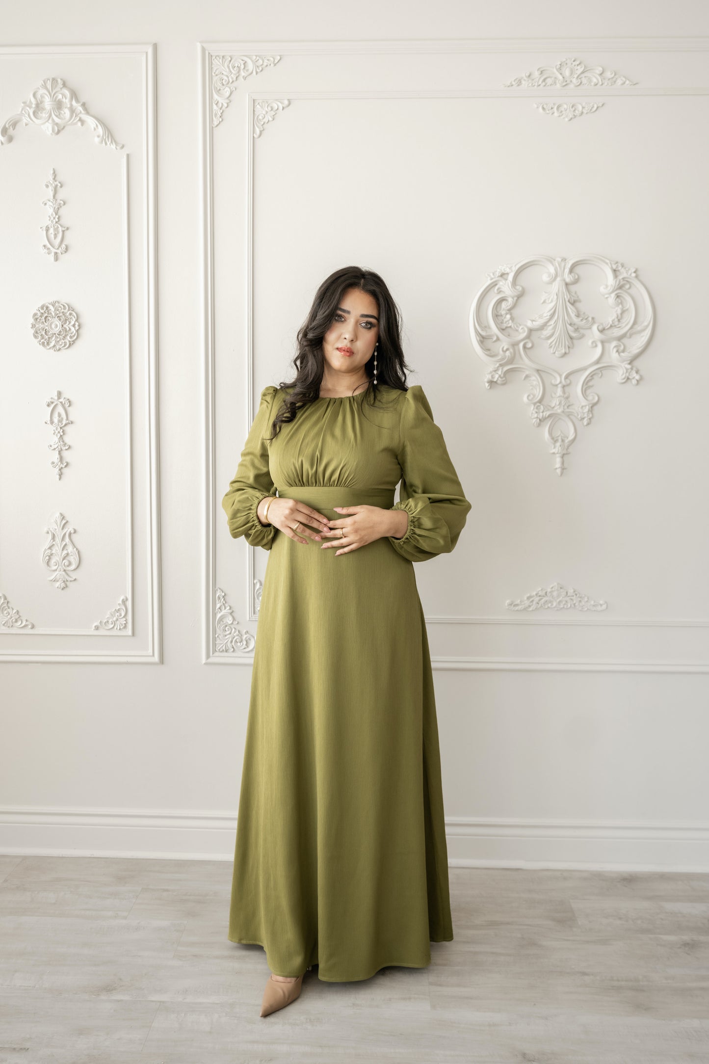 Amina Pleated Flowy Maxi Dress - Olive Bloom
