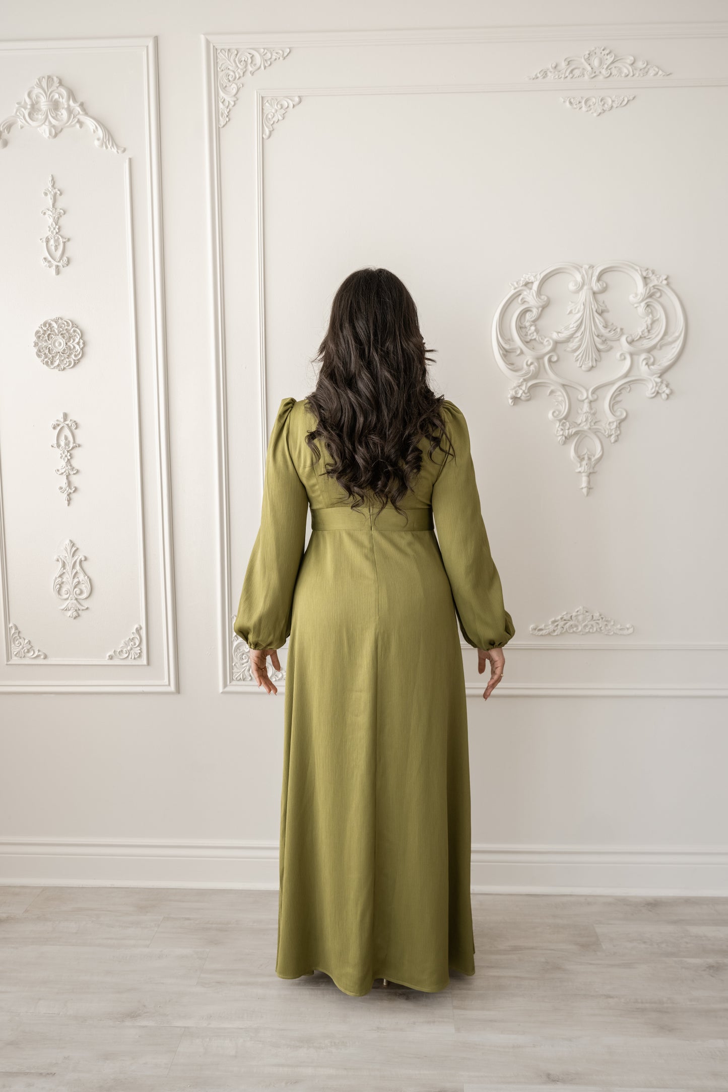 Amina Pleated Flowy Maxi Dress - Olive Bloom