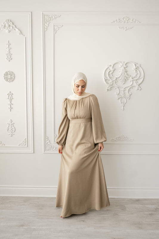 Amina Pleated Flowy Maxi Dress - Soft Sand